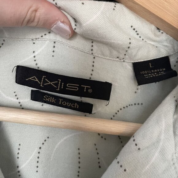 Axist Mens Silk Touch Short Sleeve Button-Up Shirt L Rayon Light Green Casual - Picture 3 of 6